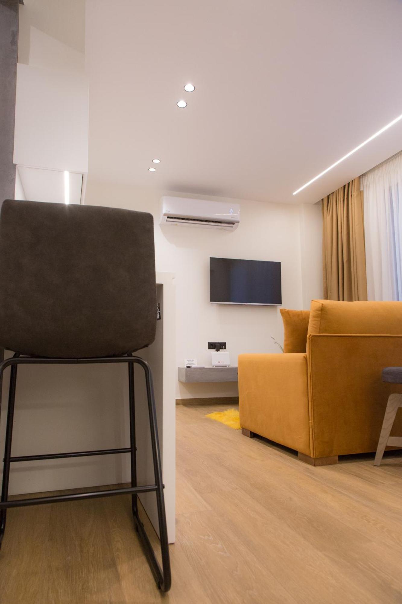 Anasa Studio - Studio Apartment With Yard - Ioannina City Center Eksteriør bilde